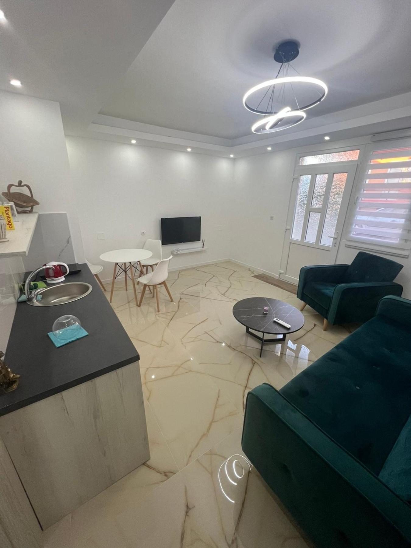 Js Apartmani Niksic Exterior photo